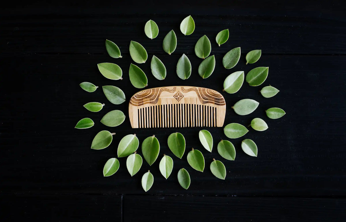 Bamboo Narrow-Tooth Comb – Eco-Friendly | VIORI