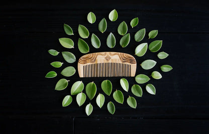 Bamboo Narrow-Tooth Comb – Eco-Friendly | VIORI