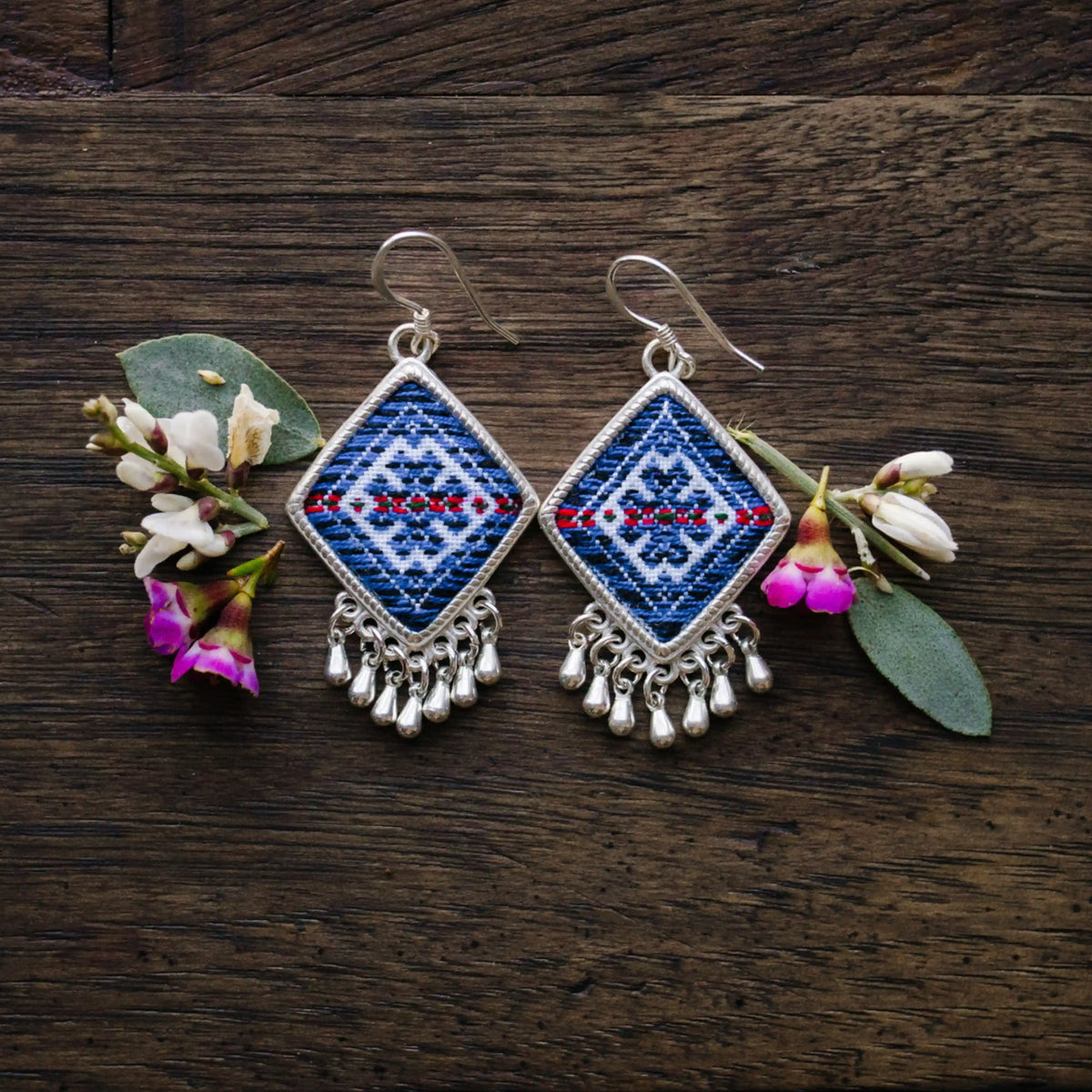 Red Yao Embroidered Earrings – Handmade | VIORI